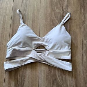 Lululemon twist bra